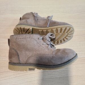 Toddler boots size 9